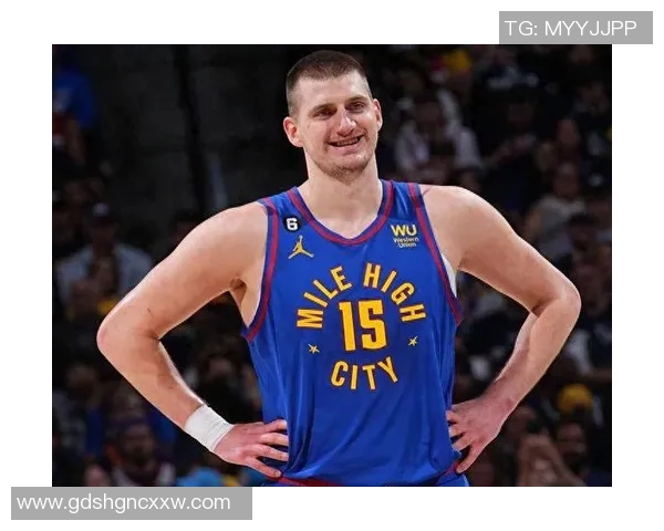 杜兰特双里程碑无缘今日最佳！鸭梨33+6落选，只因约基奇超神一战